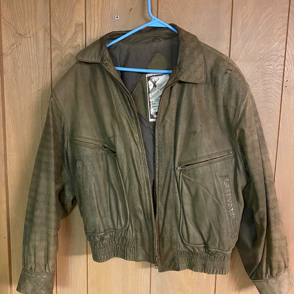 Vintage Men’s Best Leather Outfitters made in Korea size M